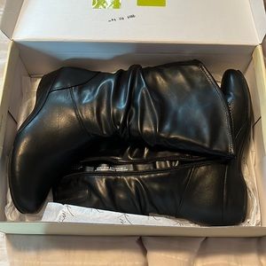 Women’s boots